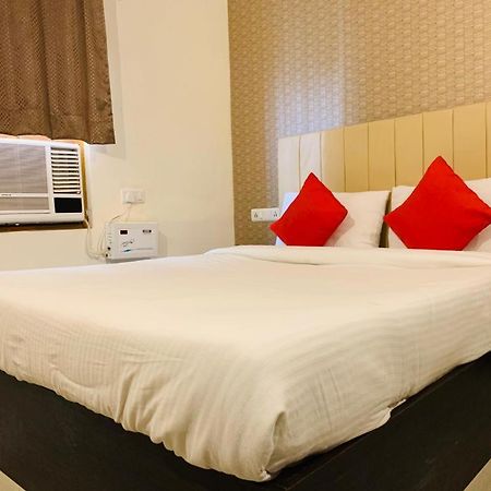 Hotel Kewal Palace Varanasi Luaran gambar
