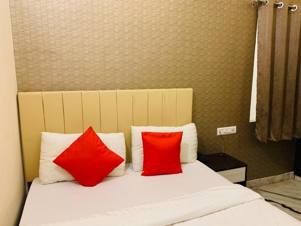 Hotel Kewal Palace Varanasi Luaran gambar