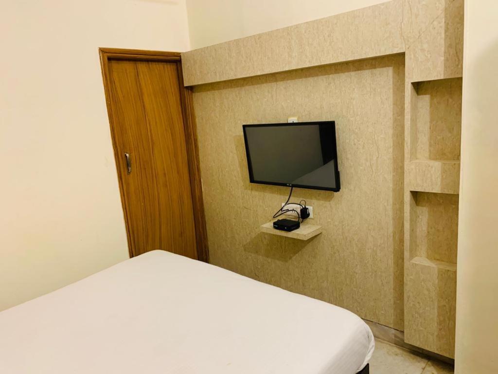 Hotel Kewal Palace Varanasi Luaran gambar