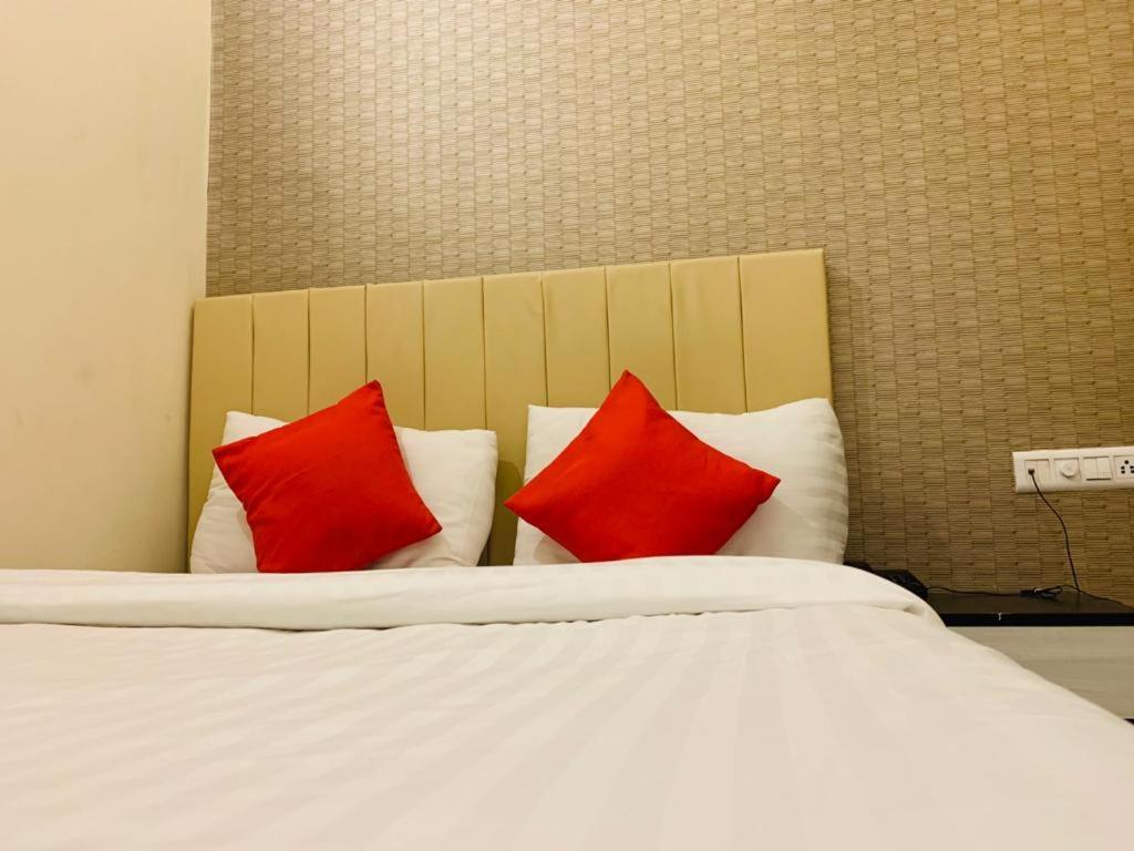 Hotel Kewal Palace Varanasi Luaran gambar