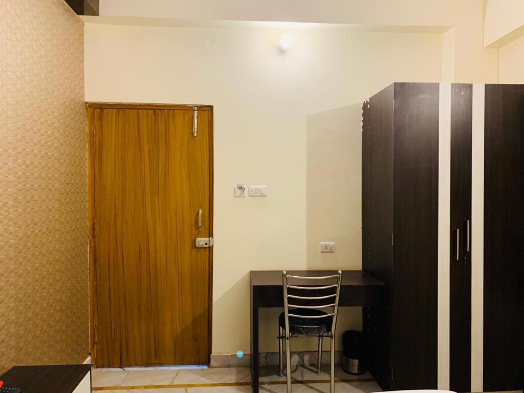 Hotel Kewal Palace Varanasi Luaran gambar